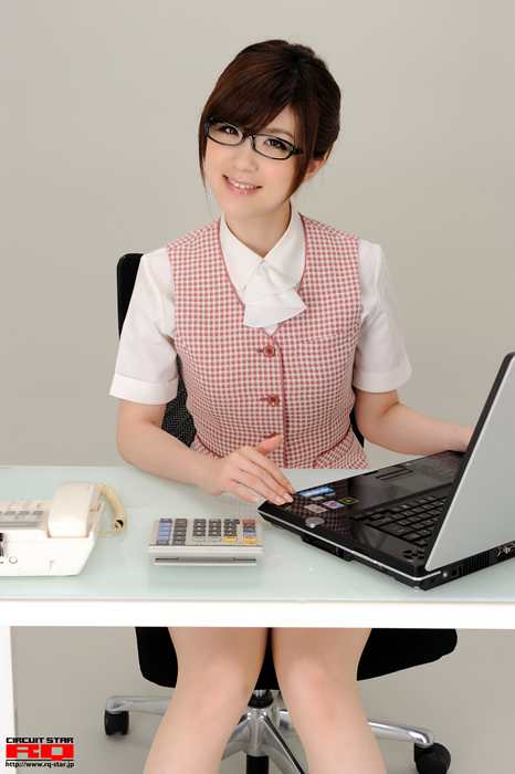 RQ-STAR写真NO.0365 Yoshiho Araki 荒木よし穂 Office Lady